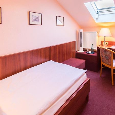 Hotel Kastanienhof Берлин Экстерьер фото