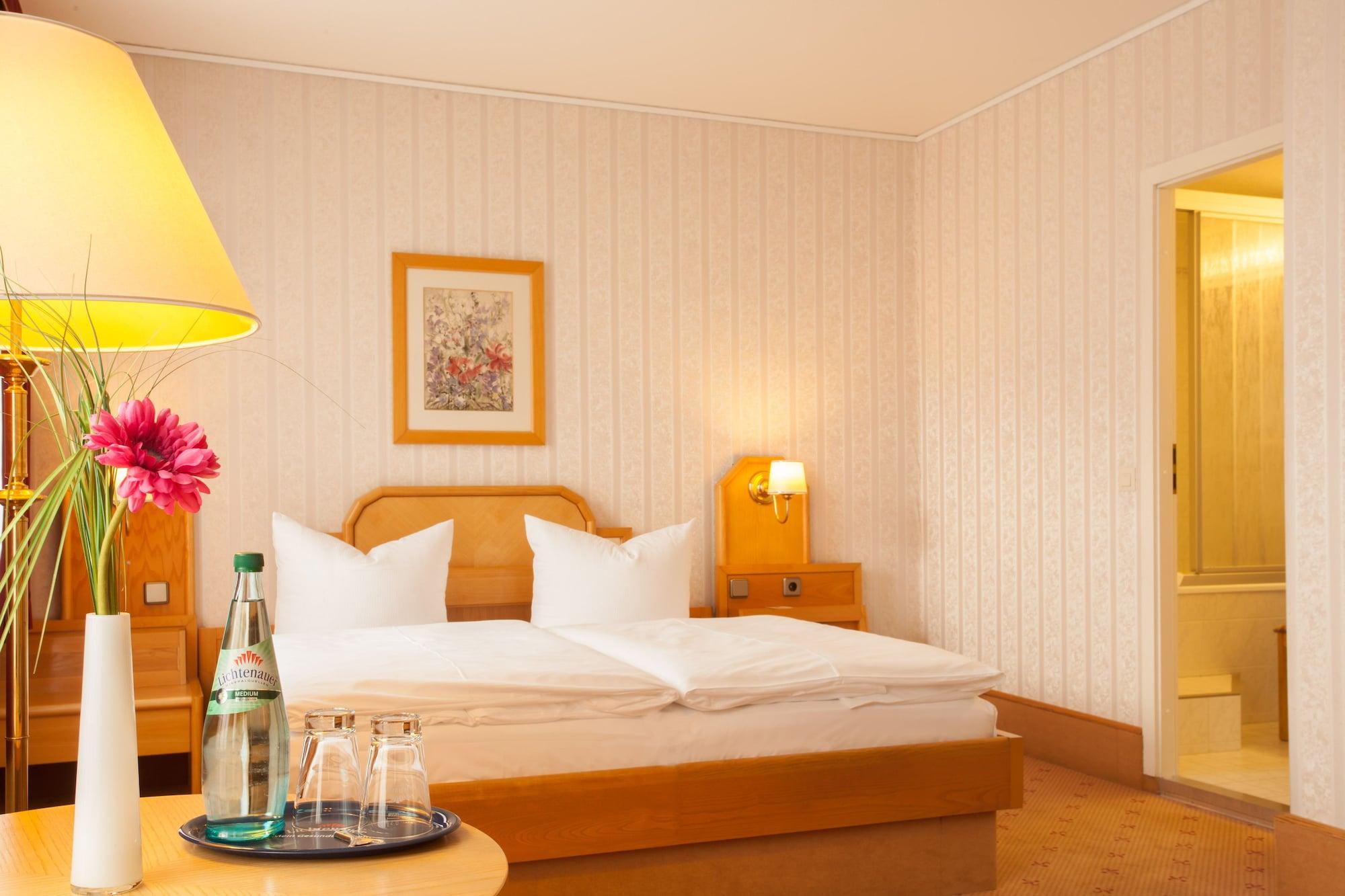 Hotel Kastanienhof Берлин Экстерьер фото